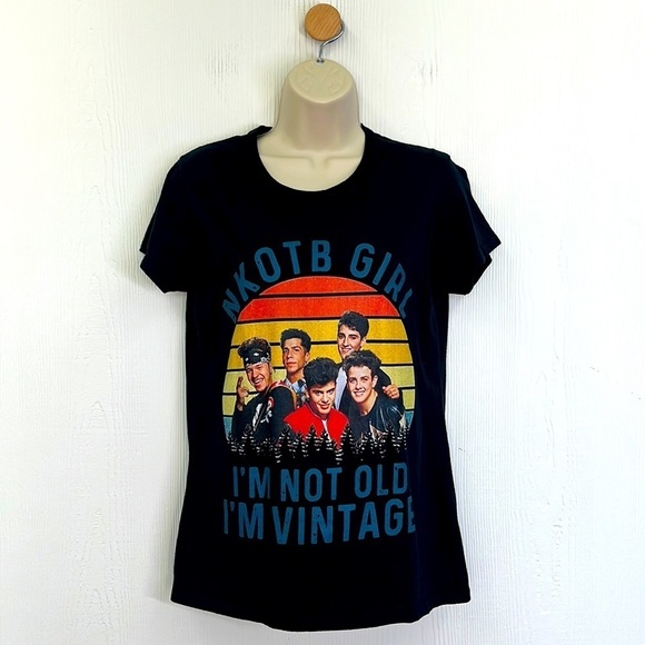 Hanes - NKOTB Girl I’m Not Old I’m Vintage New Kids On The Block T Shirt Small - Picture 1 of 8